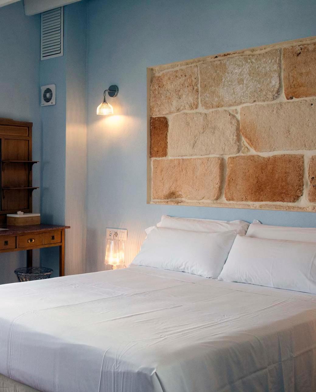 Boutique Hotel Rifugioazul Ciutadella  Bagian luar foto